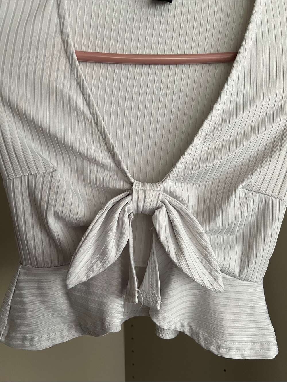 Revamped • Women’s XS • White/Silver • Ribbed Tie-Front Peplum Long Sleeve Top - Picture 3 of 8